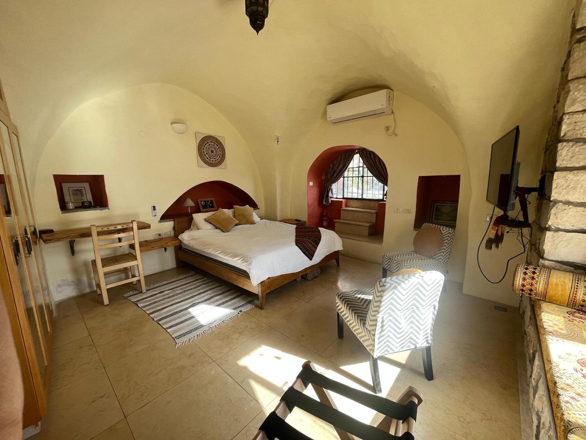 Artists' Colony Inn Zefat Exterior photo